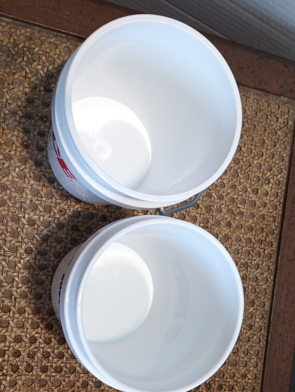 5 Little Bucket 🪣 - Picture 3 of 7
